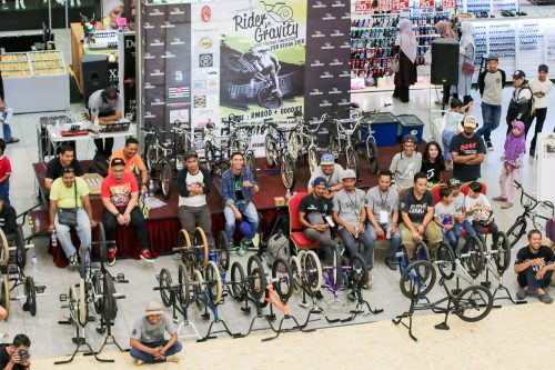 Read more about the article Photos from the Rider VS Gravity competition in Sg Petani, Kedah